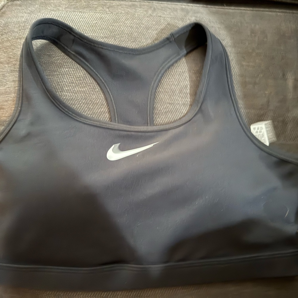 Nike XL Black Sports Bra for Ultimate Comfort and Support